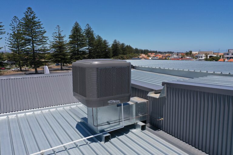 Image of Climate Wizard CW-3 installed on a roof